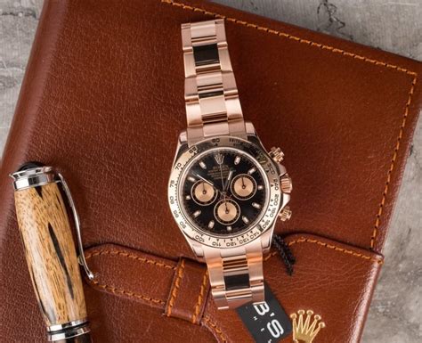 The Rose Gold Daytona: A Closer Look at Details From Top to Bottom.